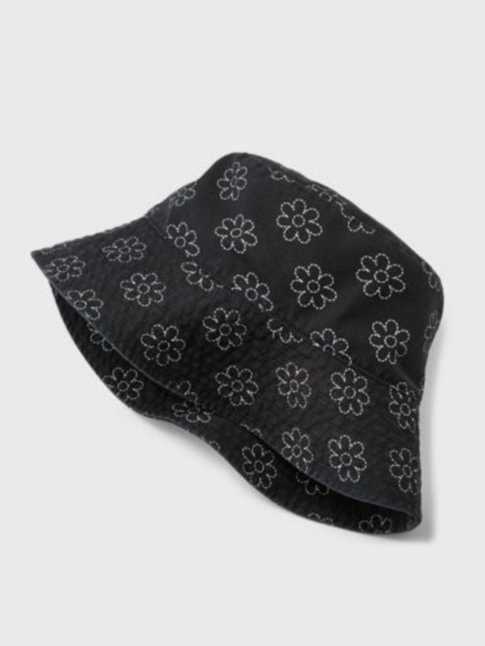 Art Class | Black & White Stitched Floral Flower Bucket Hat | One Size